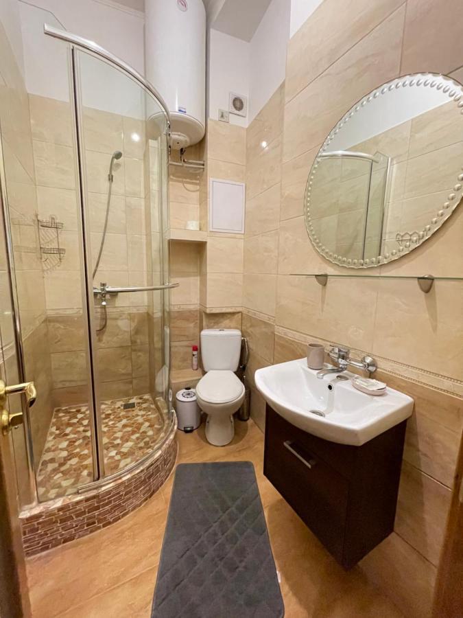 Miniapartamentskv Κάρλοβι Βάρι Εξωτερικό φωτογραφία